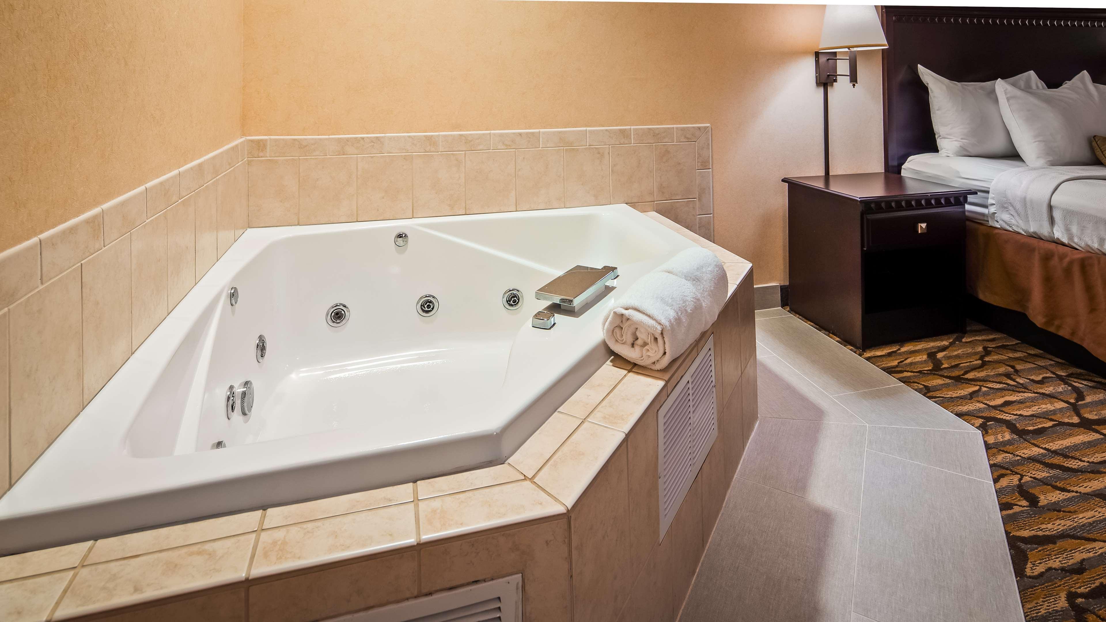 Best Western Danville Inn Экстерьер фото