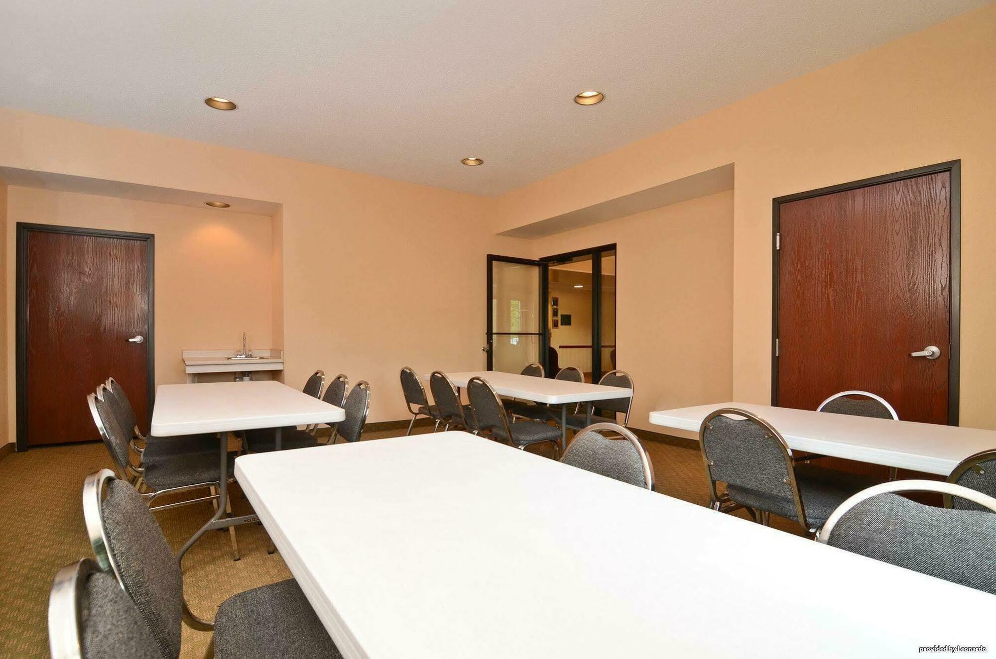 Best Western Danville Inn Экстерьер фото